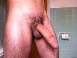 tommy9x6-shows-his-cock:  guy with a big penis here