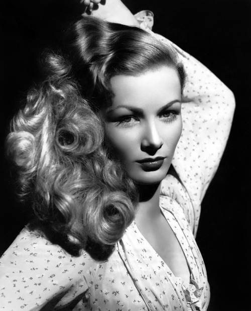 Porn photo billyhopkinson:  Veronica Lake 