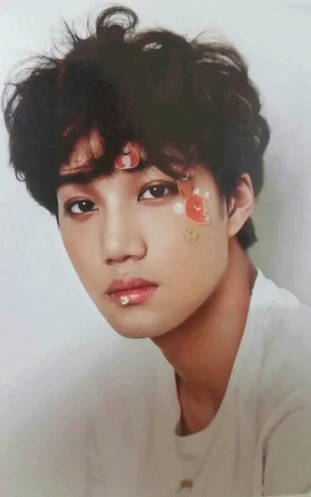 jonginbells:  WHOS IDEA WAS THIS??!  