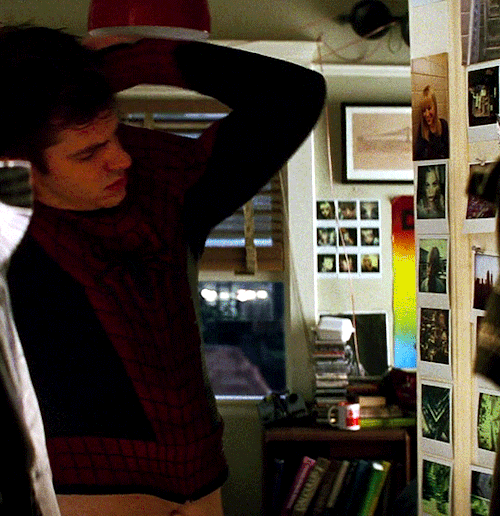 ANDREW GARFIELD As Peter Parker / Spider-Man The Amazing Spider-Man 2 (2014) Dir. Marc Webb