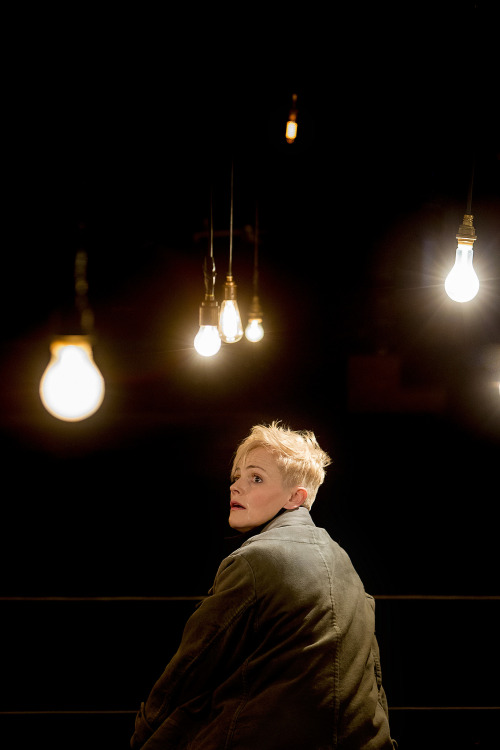 muchadoaboutmusicals: Maxine Peake as Hamlet Manchester’s Exchange Theatre