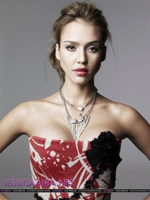 2008 Photoshoot Jessica Alba Please reblog this post :)