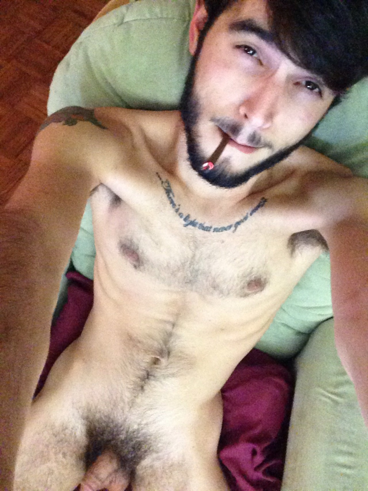 skylar-denim95:  Chilling, smoking a blunt naked. Who wants to join me? (;