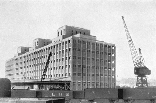 modernism-in-metroland: Warehouse for Southern Railways, Nine Elms (1936) by Oscar Faber &amp; G