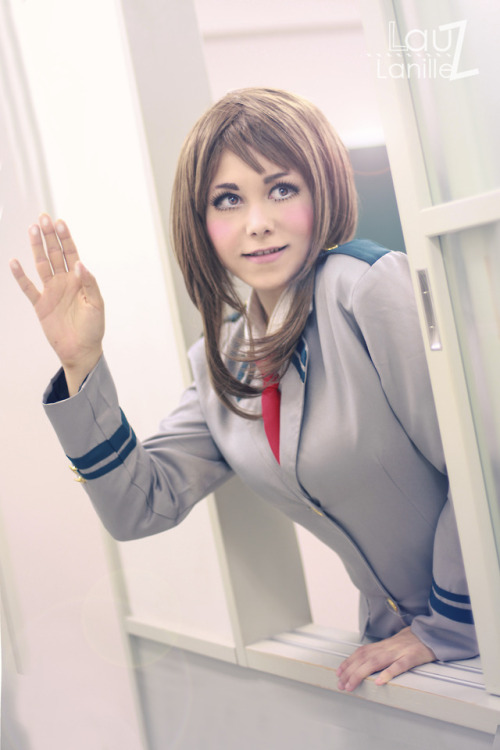 lauzlanille: Some photos of my Uraraka cosplay ^_^me as Uraraka Ochako Photo by Arzak  Sup