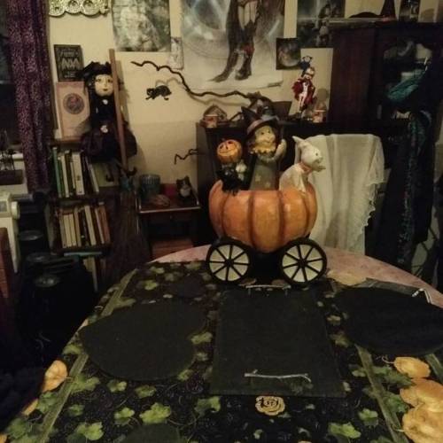 On the 12th day of Halloween I photographed my new table decoration. #halloween #pumpkin #witch #gho