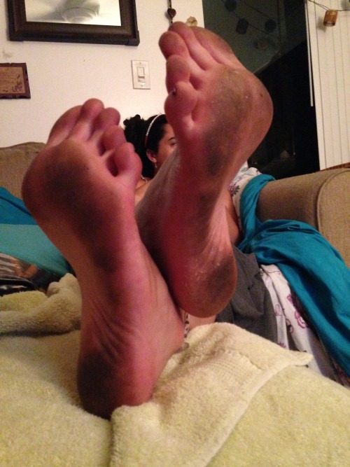 Step-mom’s dirty soles