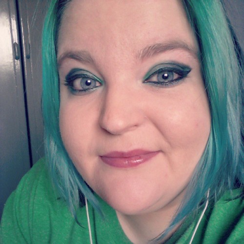 kickstartthefight:  Shameless pre-work selfie 