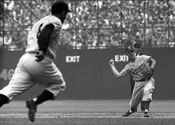 vintagesportspictures:  Don Zimmer throwing