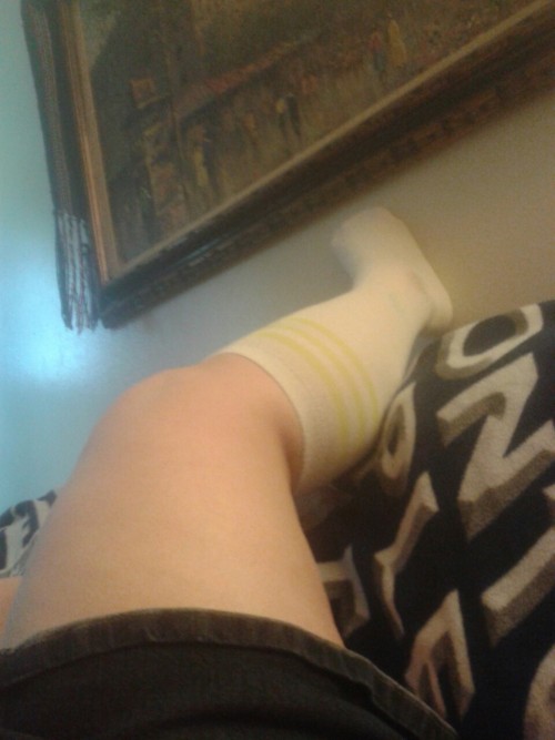 mylittlesecret1979:  All dressed and lounging on the couch.   Awesome legs