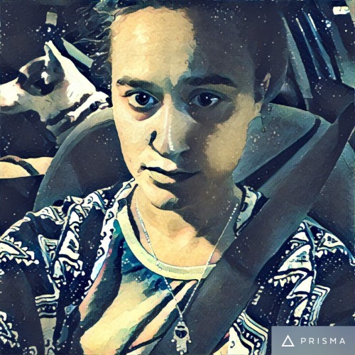 meloyhaberman:I took a selfie in Texas and went prisma on its arse.