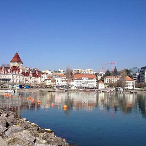 Ouchy #Lausanne #swiss #port #blue #cyan #reflection (στην τοποθεσία Château Ouchy)