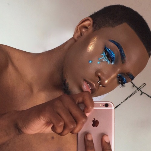 kendollmostwanted:  Fuck boy tears 😢💦- 