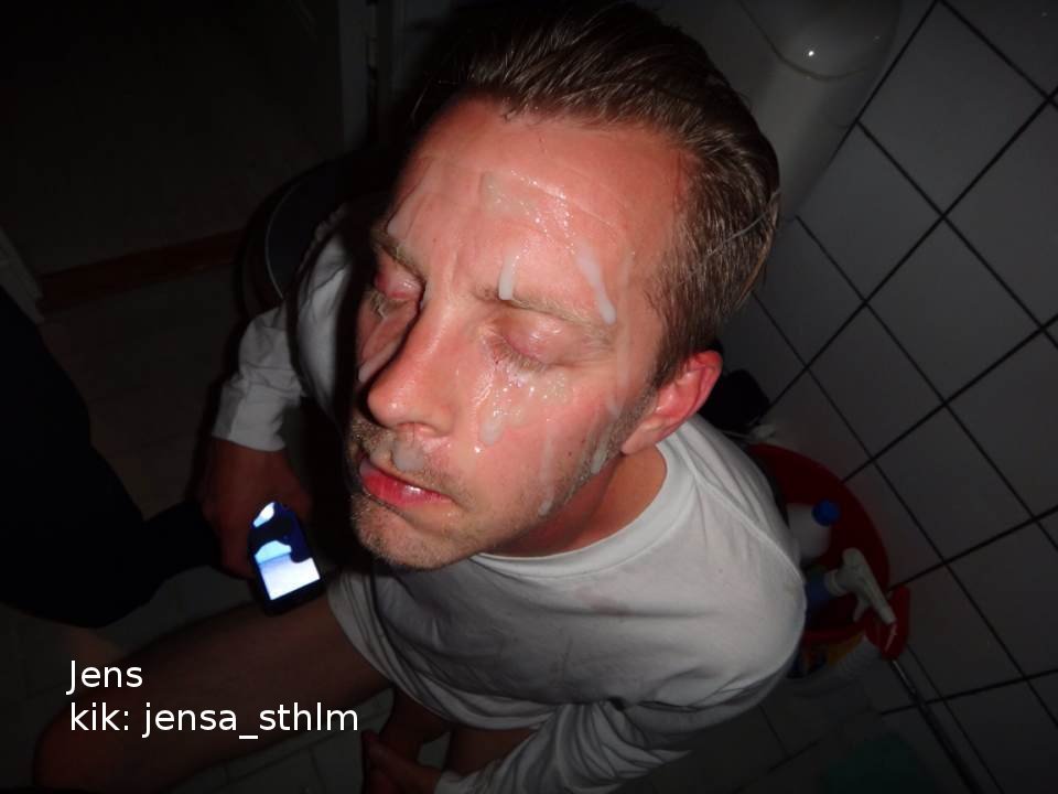 meindunklesleben:  nakenkille:  Jens from Stockholm. Exhibitionist and cumslut longing