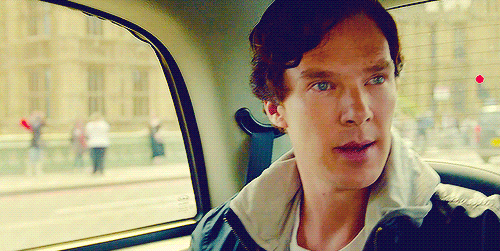 sherlock-has-got-the-blue-box:consultingbagginses:I just felt this was accurate.Me everytime when he