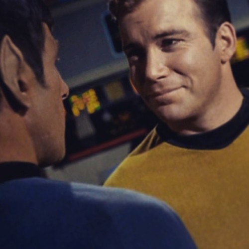 funkylittlesister:THAT LOOK #Spirk