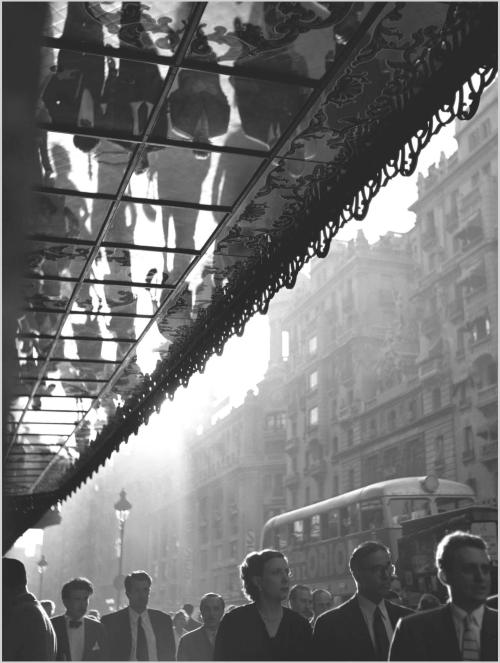 Marquesina de la Gran Vía, ca. 1950 Francesc Català-Roca