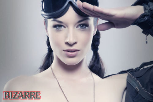 xxgeekpr0nxx:  Oh snap, it’s sci-fi Stoya! 