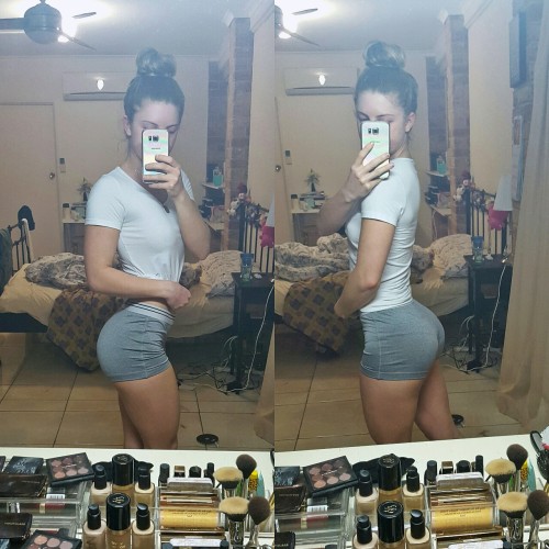 jaydeyfit: jewsquats: squats-andoats: jaydeyfit: when youve got conjunctivitis but ur booty still po