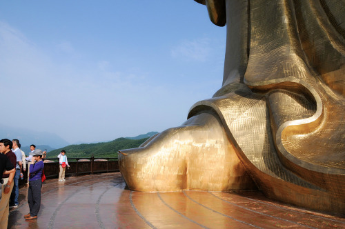 中原大佛 (Zhongyuan Dafo) Spring Temple Buddha, Lushan, China (currently the tallest statue in the world