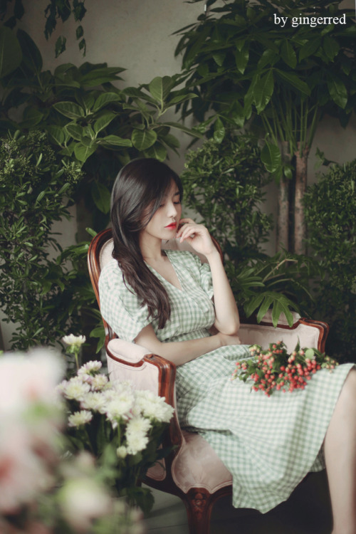 Amelie Park (Pu Zhina|Park Jina)- Photoset 24 July, 2017 photo edit(cut) by gingerredwhen placing on