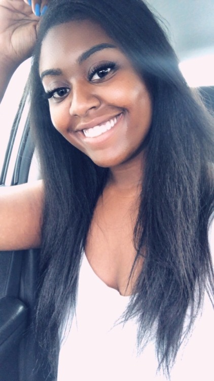 xxblackmatter:I was having a good teeth day lol.