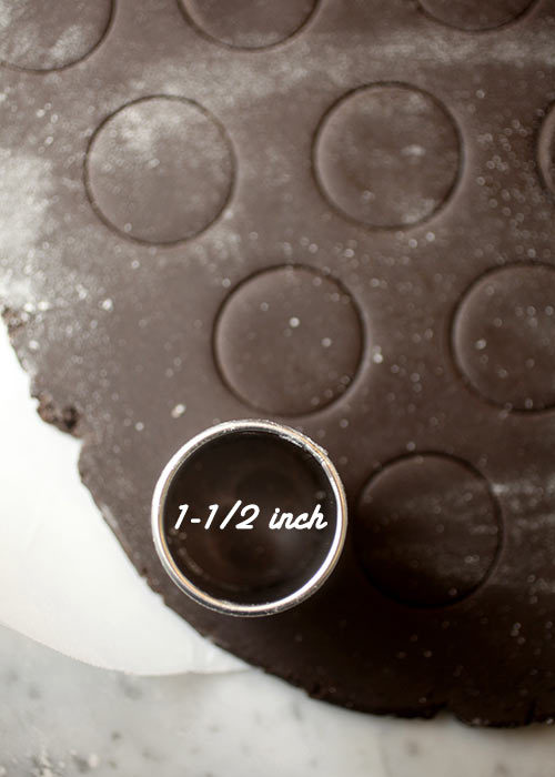 foodffs:  Decorating Doughnuts Really nice recipes. Every hour.