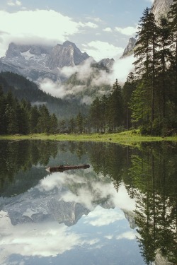 ponderation:    Scenery of Gosausee by Tomáš Havel  