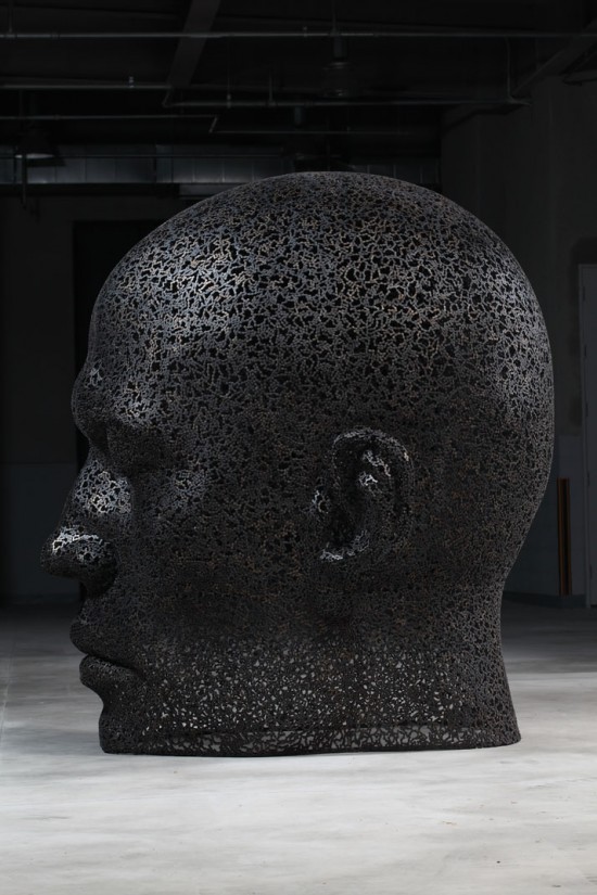 fuzzyimages:  fem-arts:  Sculptures Made from Bicycle Chains Seo Young Deok   Woah.