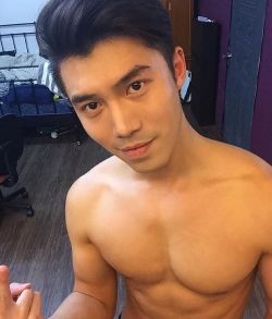 Viva!Asian hunks!