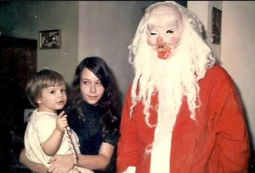 horroroftruant:  Creepy Santa Photos Part III Part I | Part II