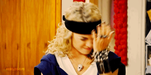 mande-ask-pros-rebeldes:   Lua: Como?  Arthur: É verdade!  Lua: ARTHUR, ERA PRA