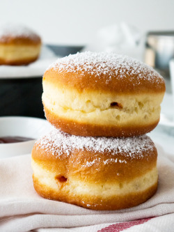 intensefoodcravings:  Jelly filled Carnival Donuts 