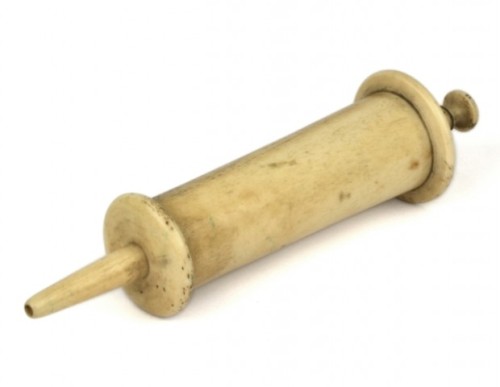 peashooter85:18th century urethral syringe used to treat venereal disease.  Typically drugs used to 