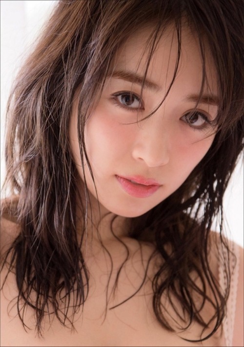 h-gucci: 泉 里香（いずみ りか）Rika Izumi 生年月日 1988年10月11日 出身地 京都府 血液型 A型 身長 166cm スリーサイズ B81 W57 H83 ファッションモデ