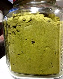 schnazzleberry:  Kief Jar