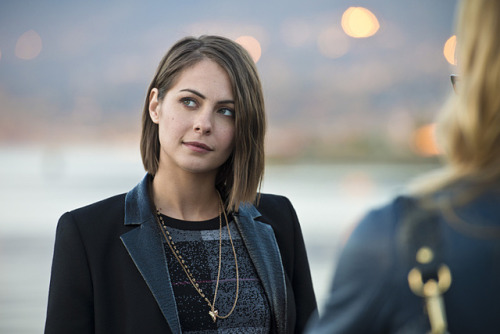 Happy Birthday to Willa Holland!(June 18, 1991)