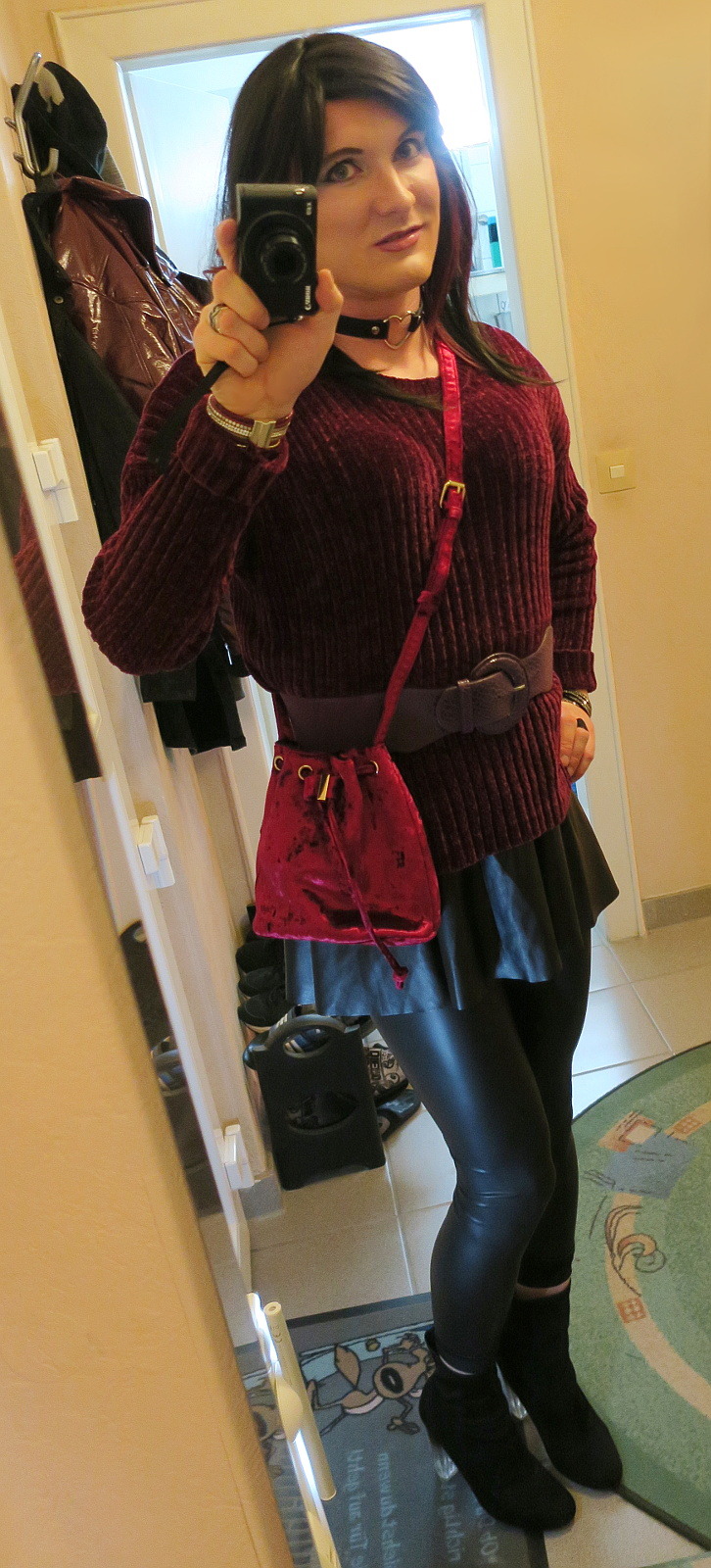 rebchen01:I’m not sure; jacket, vest or nothing. hmm.. well, i show u all ;)