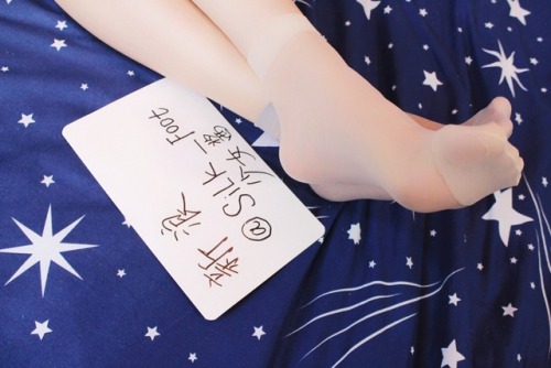 xhzxhzxhz: 短袜脚丫子