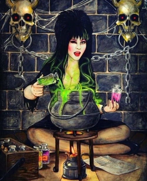 Bubble bubble! via @allinydominique Wicked Moonlight #queenofhalloween #elvira #elviramistressofthed