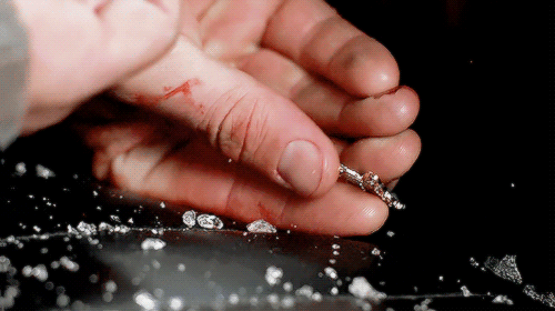 justjensenanddean:    Dean’s Hands | 11x04 “Baby”    