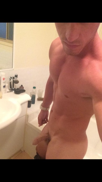ksufraternitybrother:  AUSSIE DUDEKSU-Frat Guy: Over 94,000 followers and 63,000 posts.Follow me at: ksufraternitybrother.tumblr.com