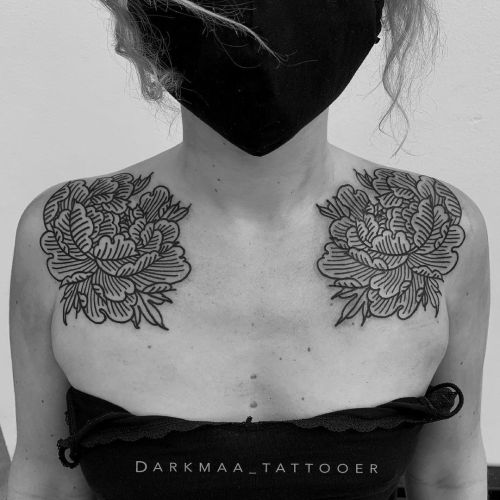 ig: darkmaa_tattooer bw;chest;flower;peony