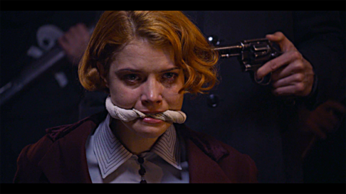 frenchblazer: Sarah Jones in “Damnation” S01E10