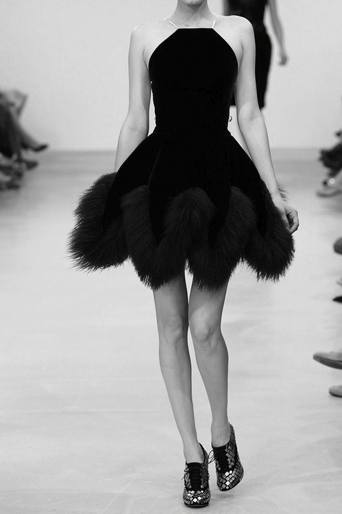 hauteinnocence:  Alaia FW 2011 Haute Couture