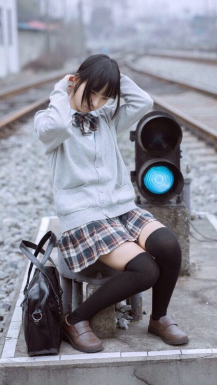 liliy—ct:  制服 × 線路