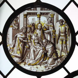 medievalpoc:  Anonymous Artist (after Hans Memling) Glass Roundel with Adoration of the Magi Germany or Netherlands (c. 1500) Colorless glass, vitreous paint and silver stain; 21.9 cm. The Metropolitan Museum of Art 