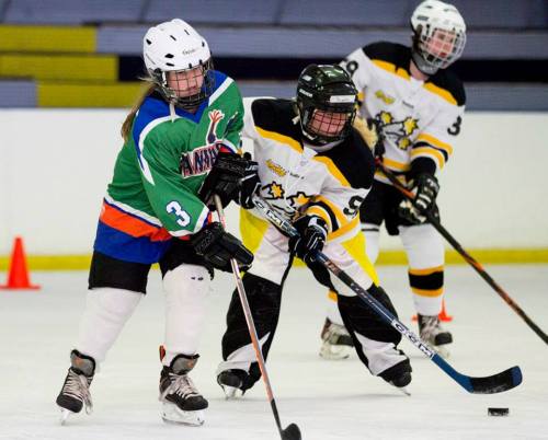 fuckyeahhockeyladies: 2014 IIHF World Girls’ Ice Hockey Weekend Roundup After 2 days of events