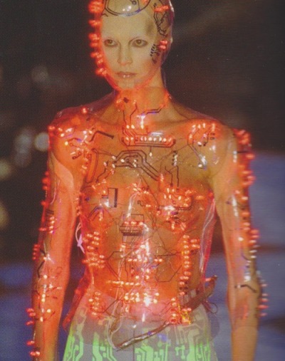 alexander mcqueen givenchy 1999