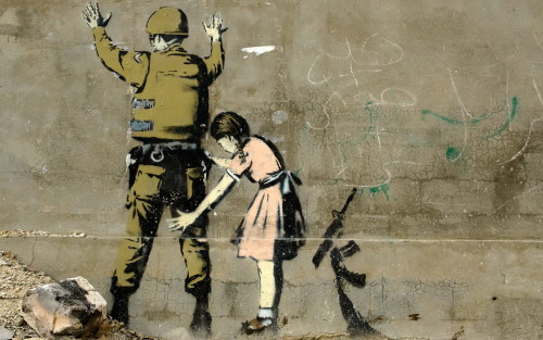 eziobitionist:  girl searching soldier